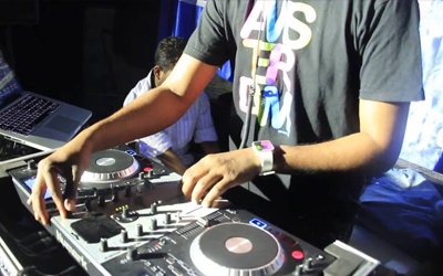 DJ